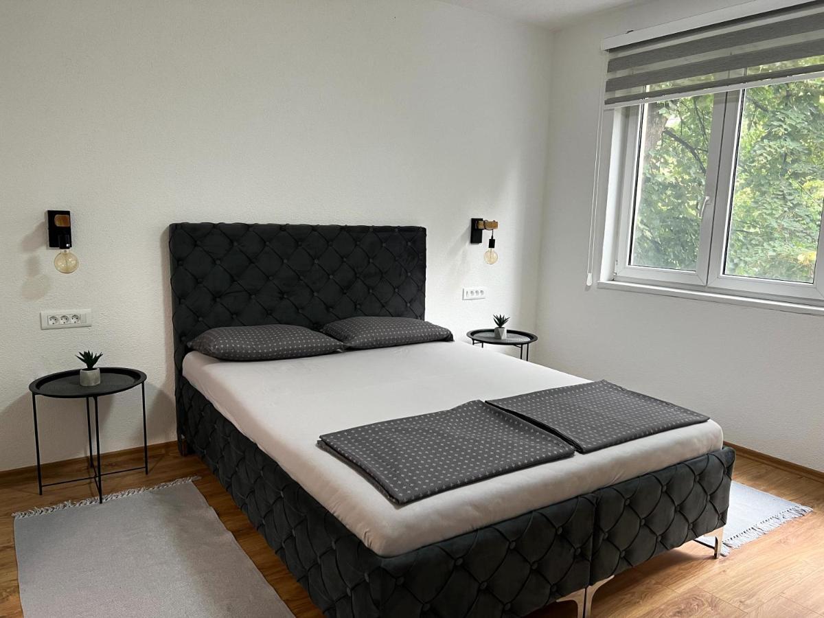Apartment Vils Promenade Sarajevo Esterno foto